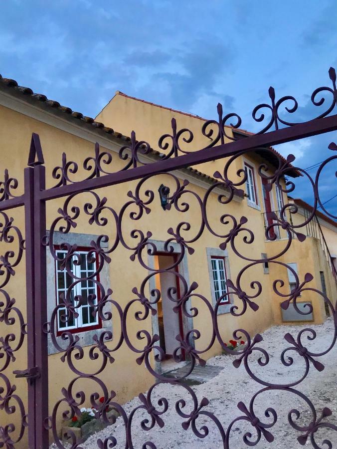 הוילה אלקובאקה Quinta Dos Capuchos Casa Da Adega מראה חיצוני תמונה